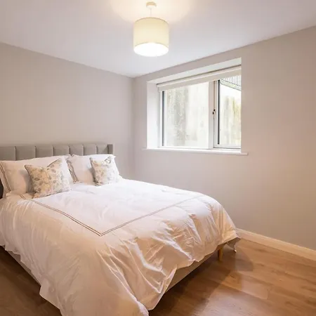 1St Floor Stylish 2-Bed Apartment Drogheda Exterior photo